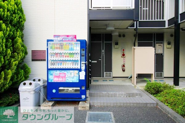 エントランス(★駐輪場完備★)