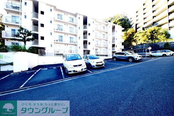 駐車場(駐車場)