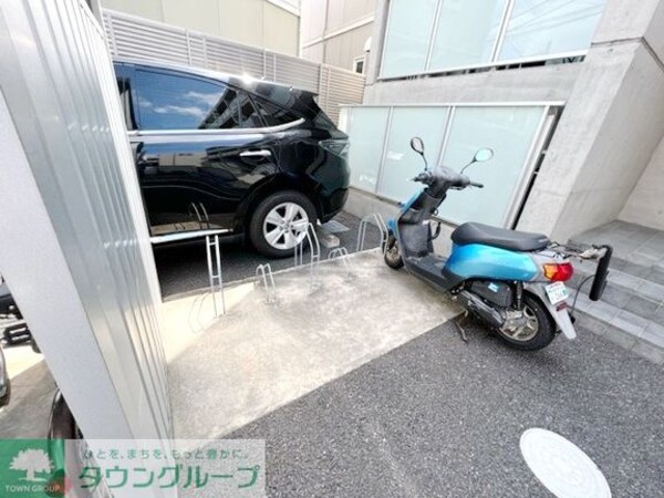 駐車場(駐車場)