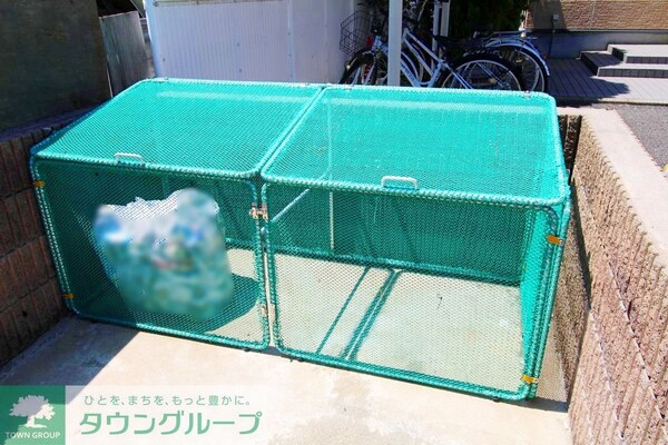 設備(ゴミ置き場)