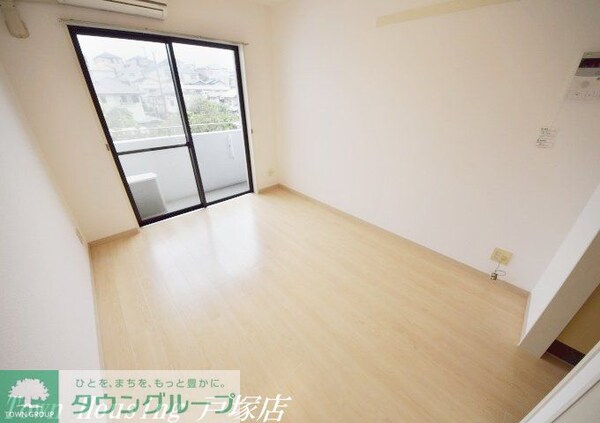 リビング・居室(別部屋参考写真)
