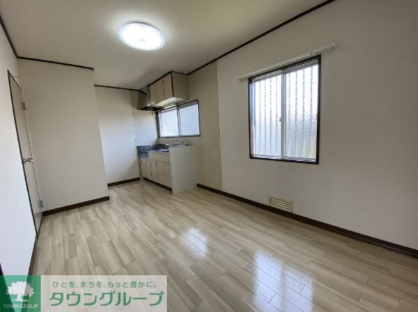 リビング・居室(別部屋写真参考)