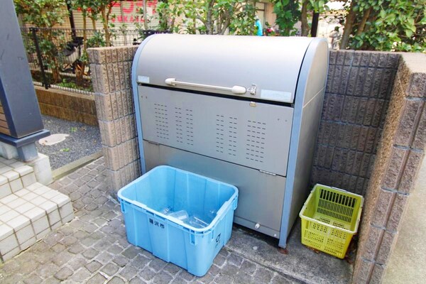 共有部分(ゴミ置き場)