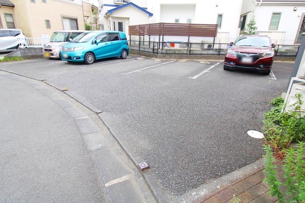 駐車場(駐車場)