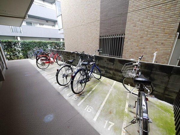 ロビー(★駐輪場★)