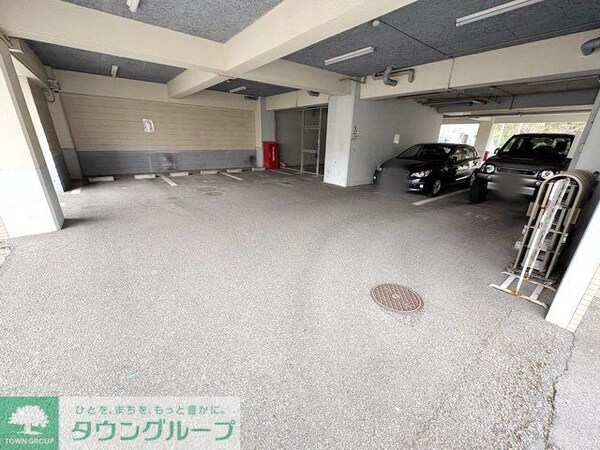 駐車場(駐車場)