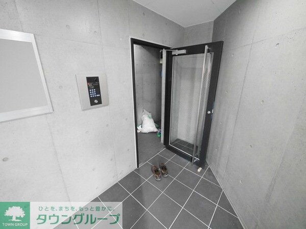エントランス(スタイリッシュな住空間)
