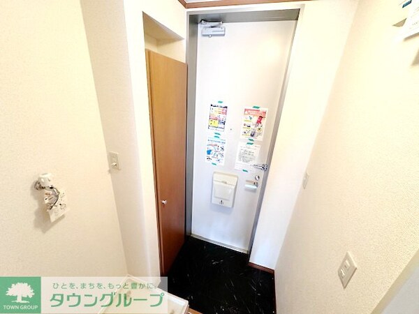 玄関(設備)