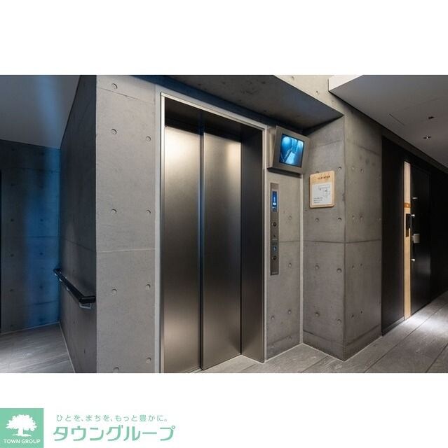 物件内観写真16　(エレベーター)