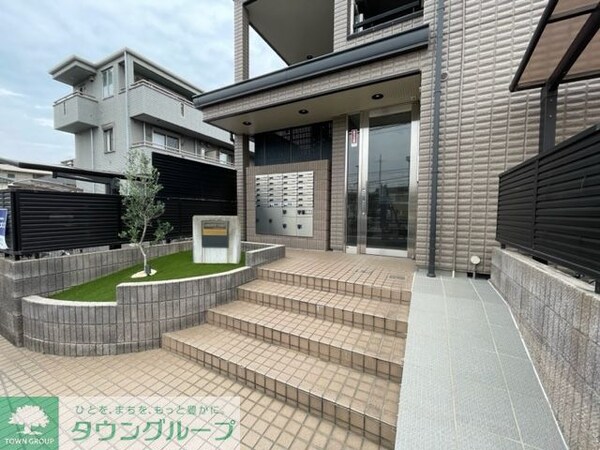 エントランス(庭)