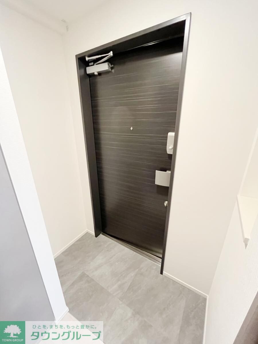 物件内観写真9　(玄関)