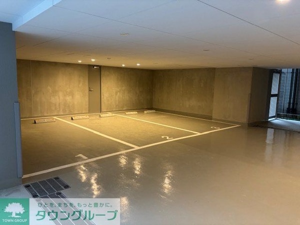 駐車場(駐車場)