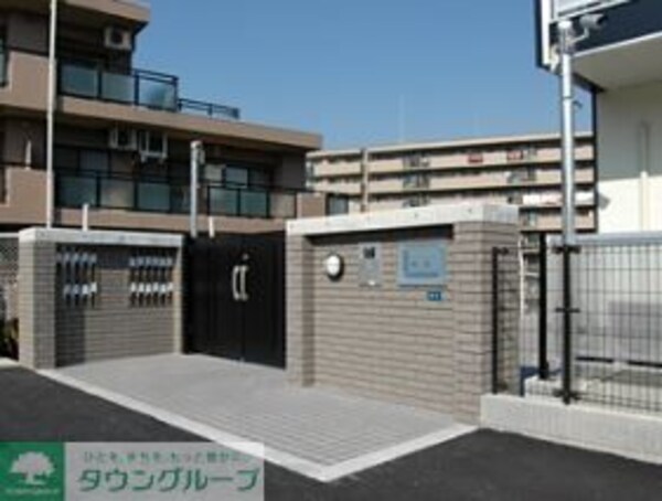 エントランス(エントランス)