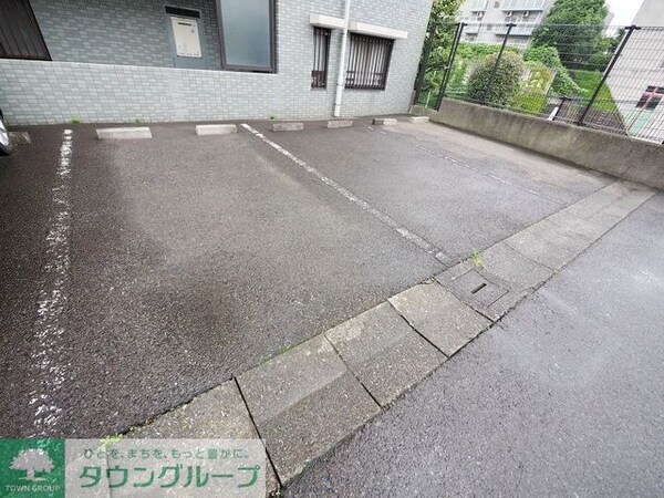 駐車場(駐車場)