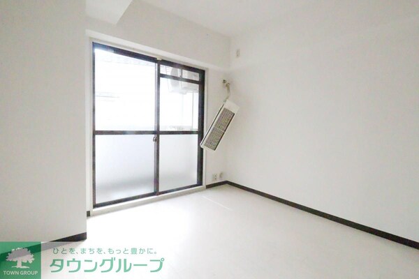 リビング・居室(※別部屋参考写真です)