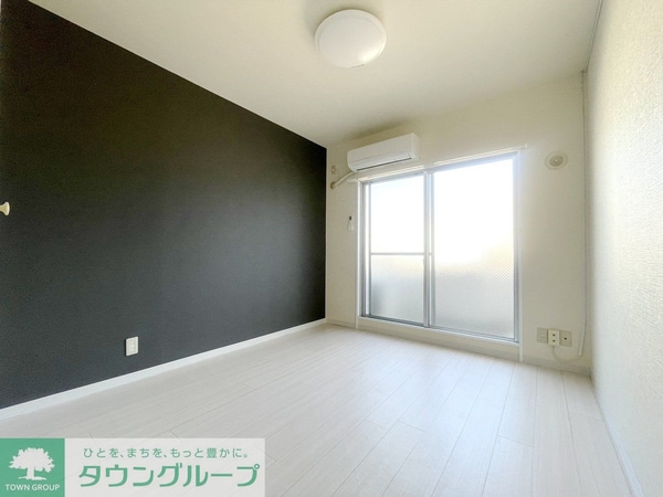 リビング・居室(※別部屋参考写真)