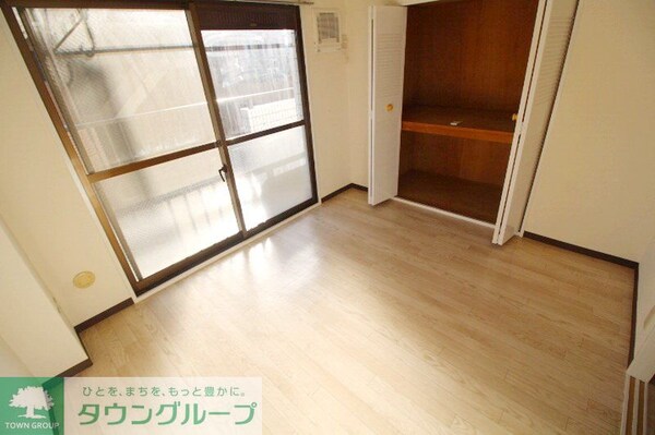 子供部屋(※別部屋参考写真です)