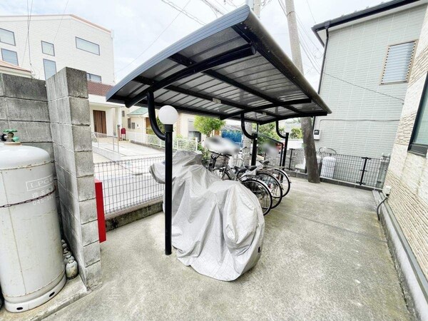 駐車場(駐車場)