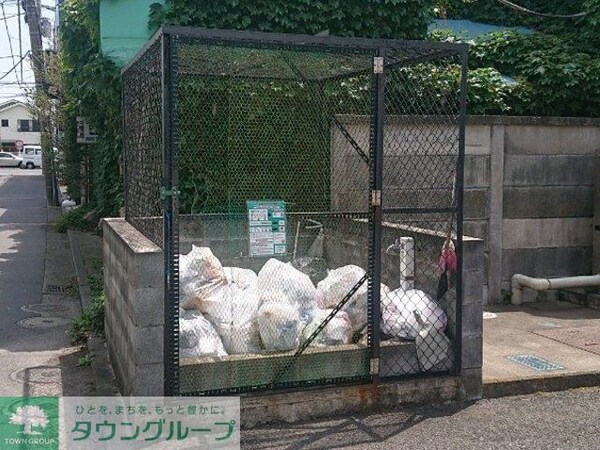 共有部分(ゴミ置場)