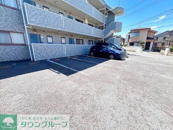 駐車場(駐車場)