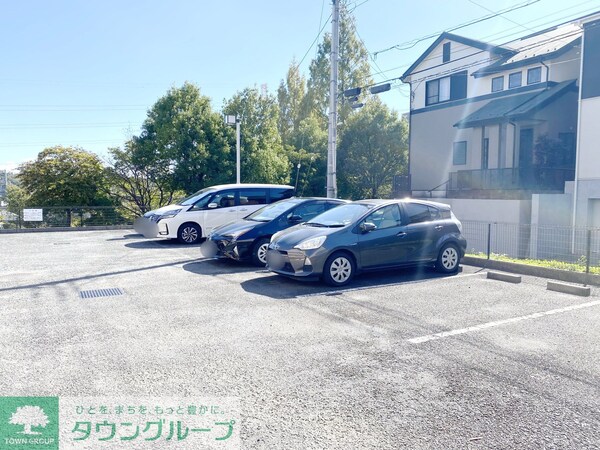 駐車場(★敷地内に専用ごみ置き場有り★)