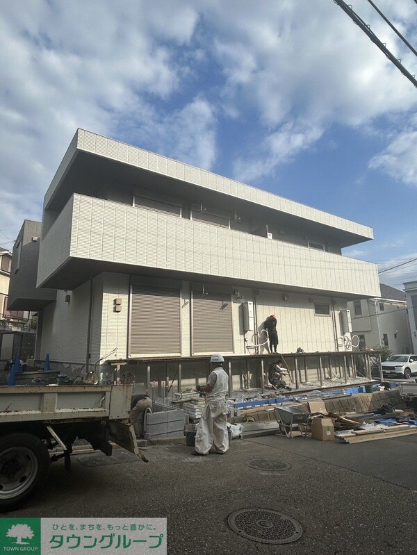 ロビー(駐車場)