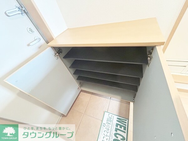 収納(★沢山しまえる下駄箱です★)