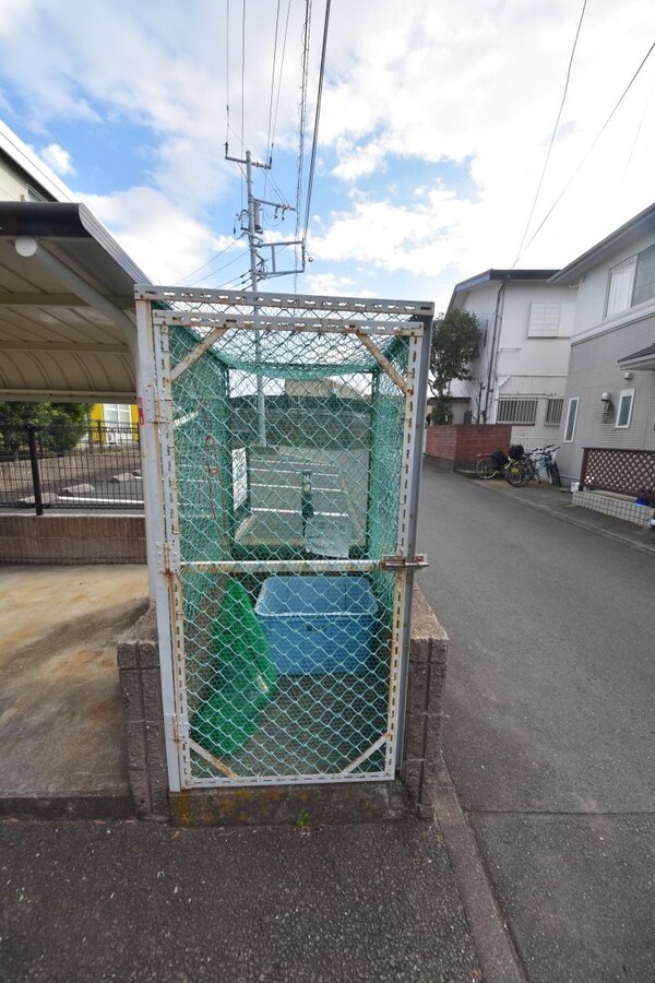設備(★ゴミ捨て場★)