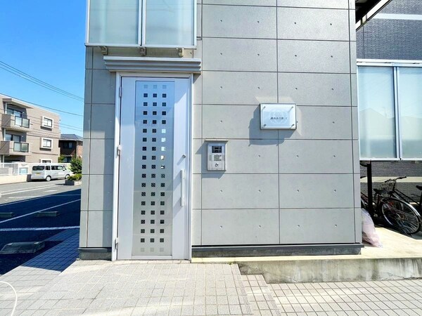 エントランス(エントランス)