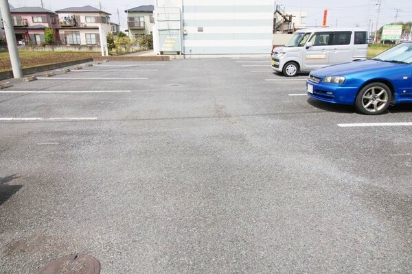 駐車場(駐車場)