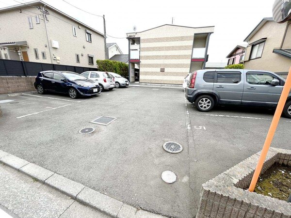 駐車場(駐車場)