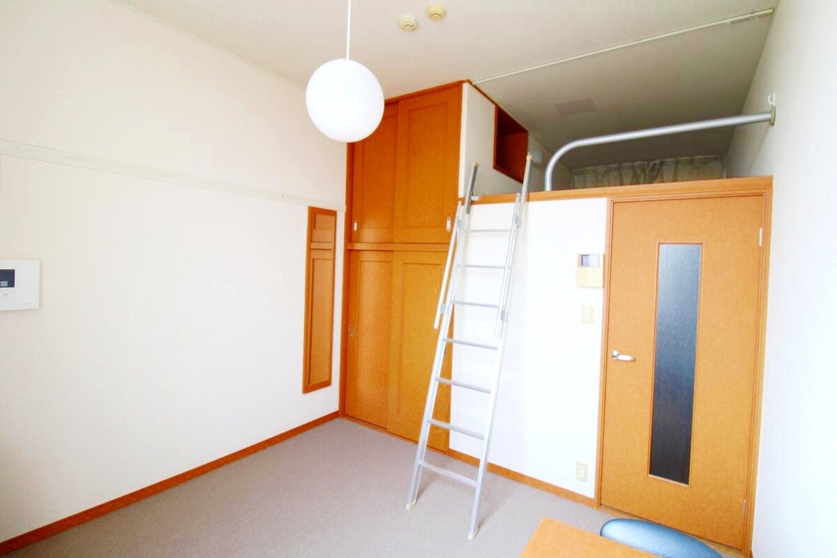 物件内観写真12　(寝室)