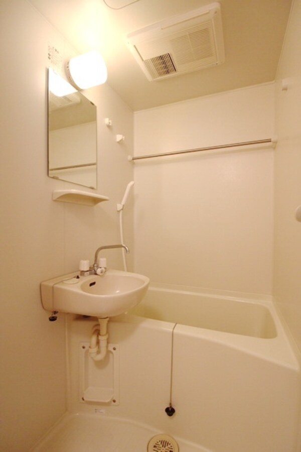 バス／シャワールーム等