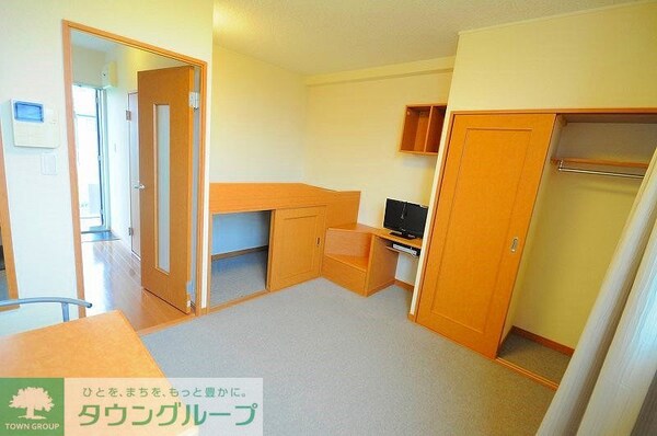 リビング・居室(同タイプ部屋の写真となり設備等は現況と異なる場合があります。)