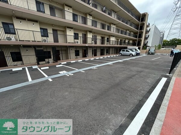 駐車場(駐車場)