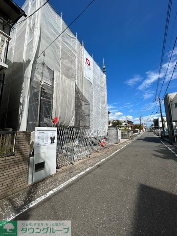 庭(駐車場)