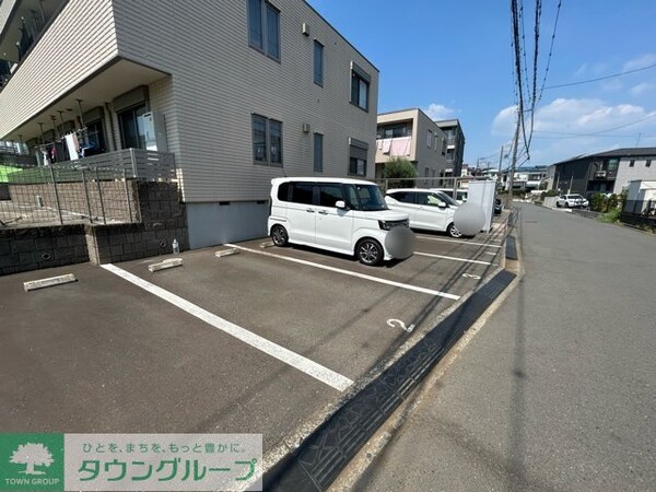 駐車場(駐車場)