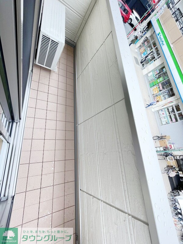 バルコニー