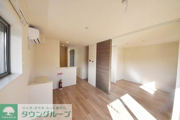 リビング・居室(別部屋参考写真)