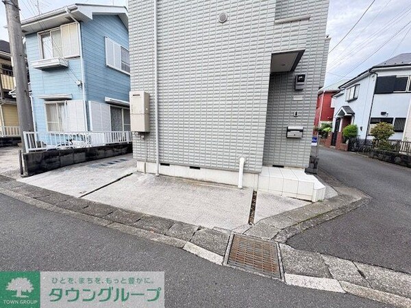 駐車場(エントランス)