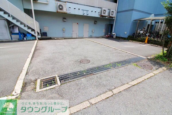 駐車場(駐車場)
