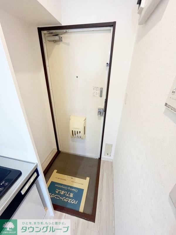 玄関(★閑静な住宅街に立地★)