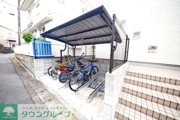 設備(★嬉しい屋根付き駐輪場★)