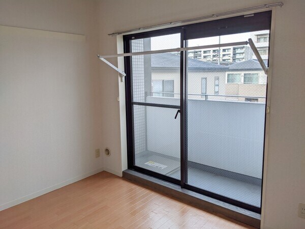 リビング・居室(同物件参考写真です)