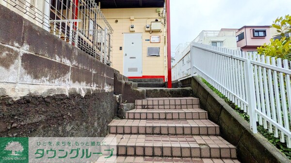エントランス(庭)