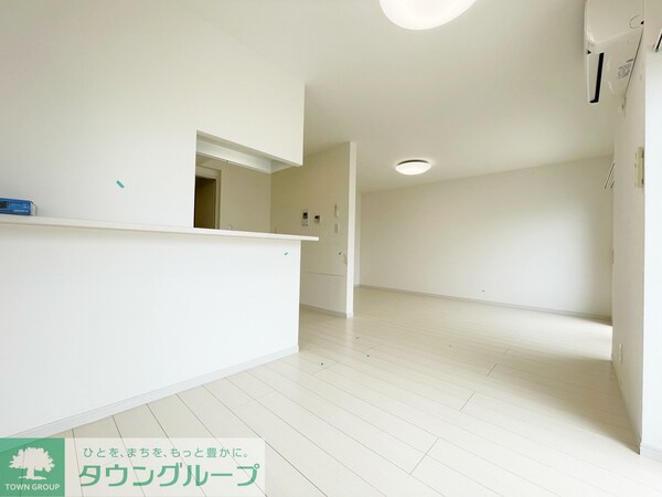 リビング・居室(★気になる所はタウンハウジング大倉山店へ一度ご相談下さい！★)