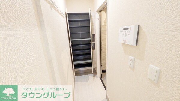 玄関(設備)
