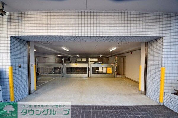 駐車場(エントランス)