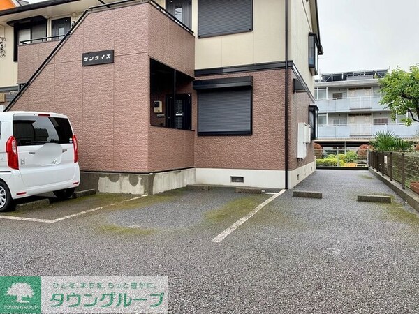 駐車場(駐車場)