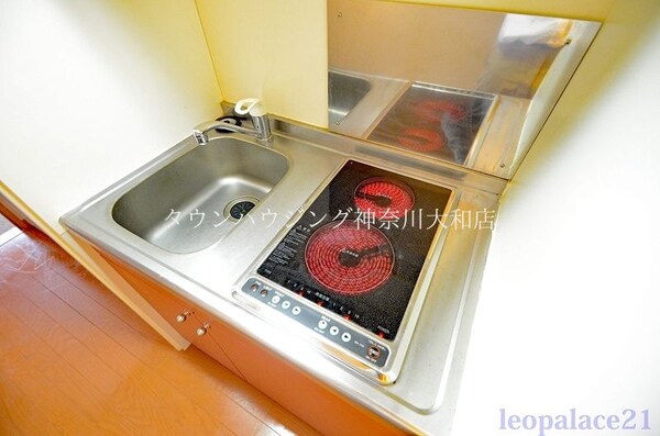 キッチン(キッチンの仕様は異なる可能性が御座います。「現況優先」)